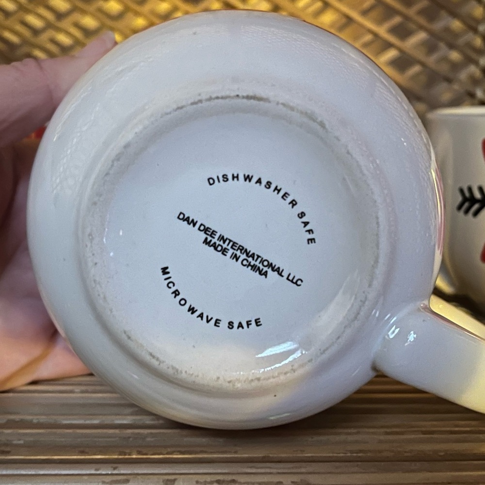 Adorable Mug Set - Picture 5 of 10